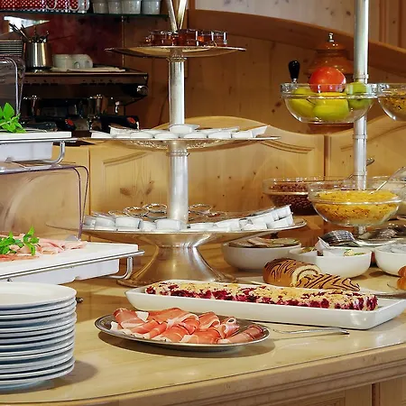 Hotell Mountain - La Scalira 3*