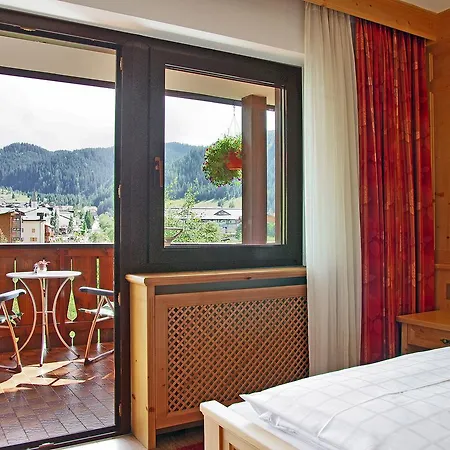 Hotel Mountain - La Scalira 3*